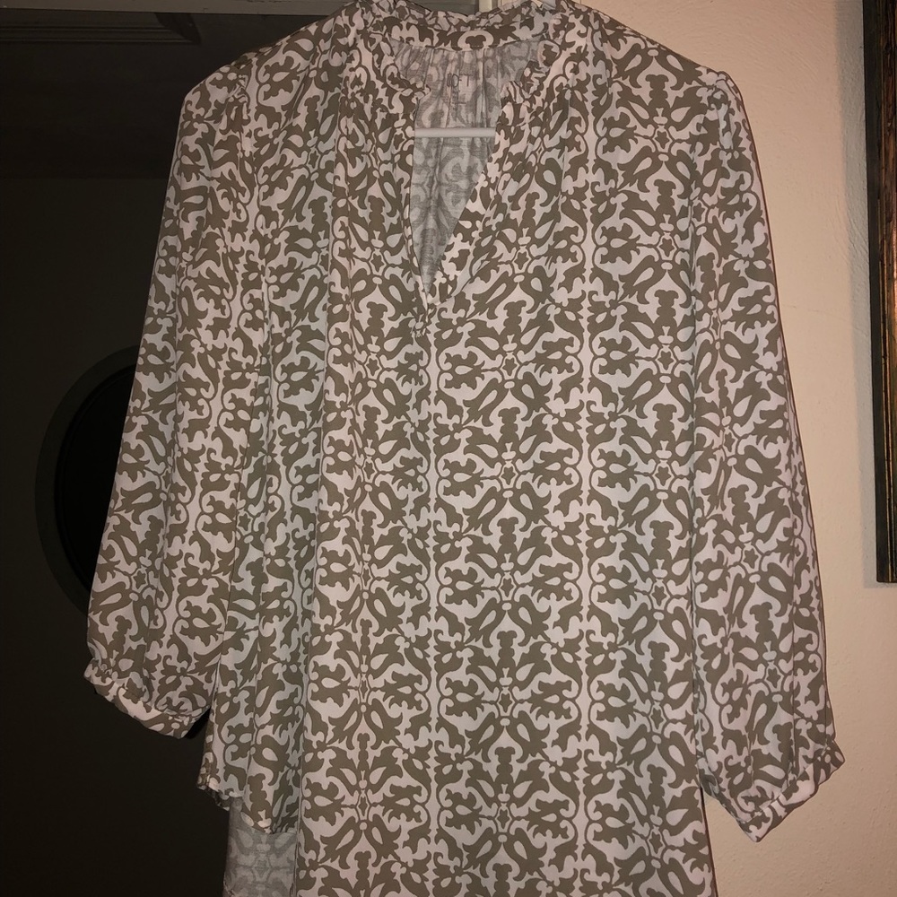 NWOT Loft Blouse